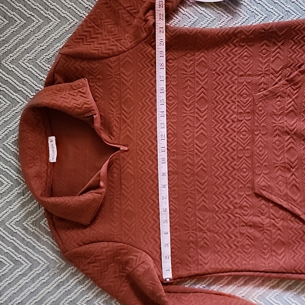 Elings Rust Pullover - Picture 5 of 6